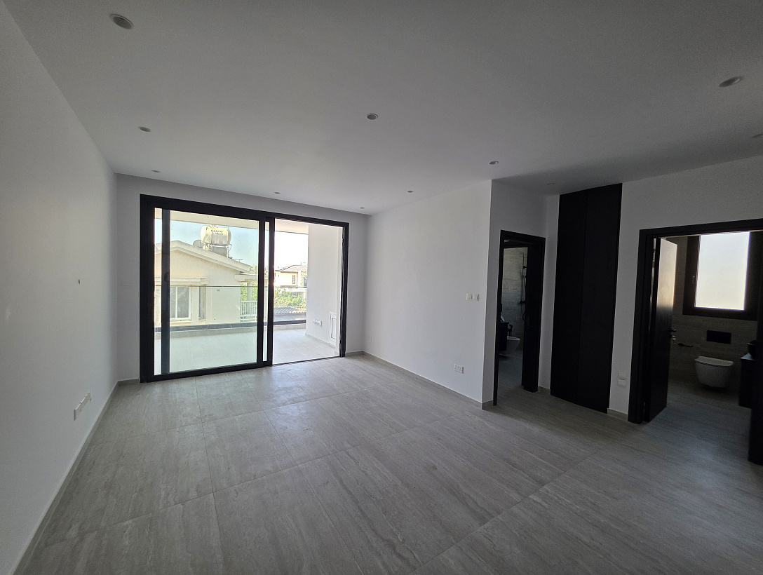 New flat in Larnaca