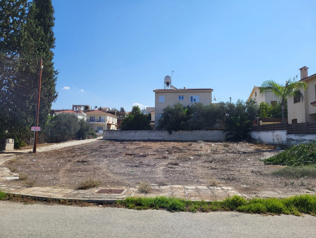 Land in Nicosia