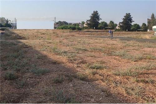 Land in Limassol